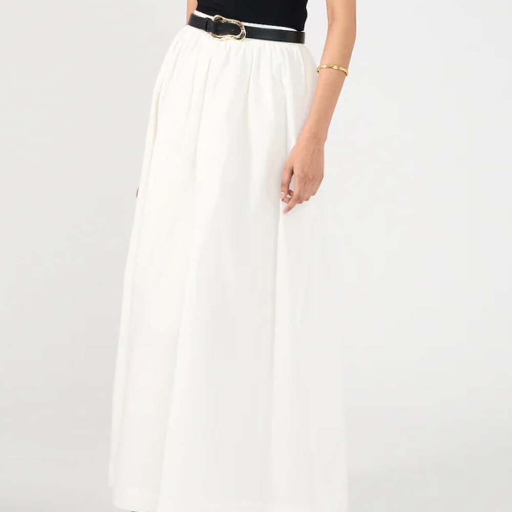 NWOT Perfect stranger Women’s White A-Line Maxi Skirt
